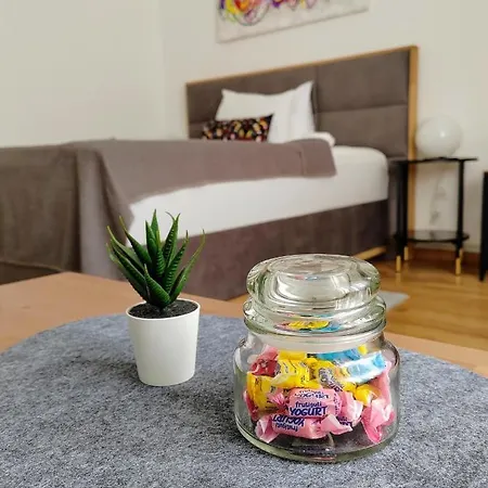 S15 Studio Apartment Free Parking Zagreb Exterior photo