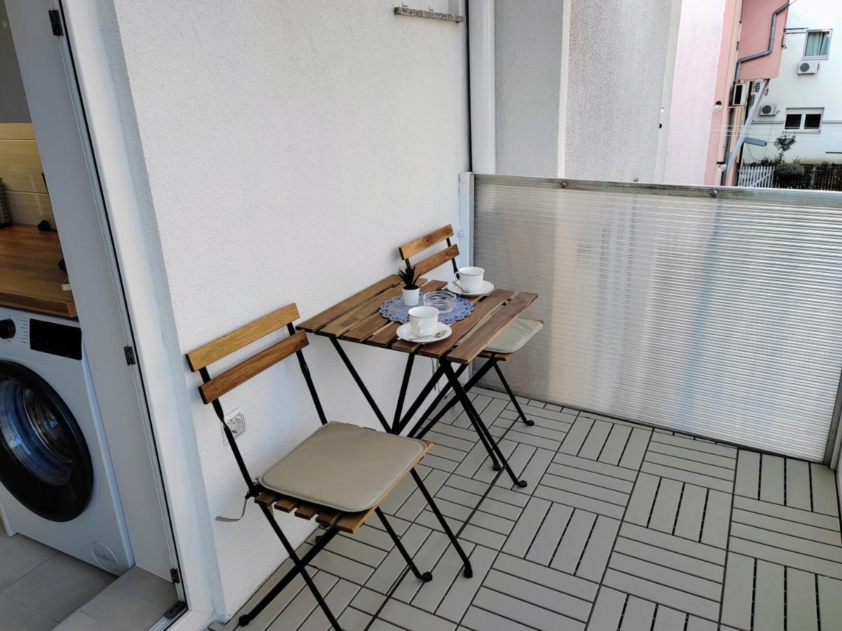 S15 Free Parking Apartment