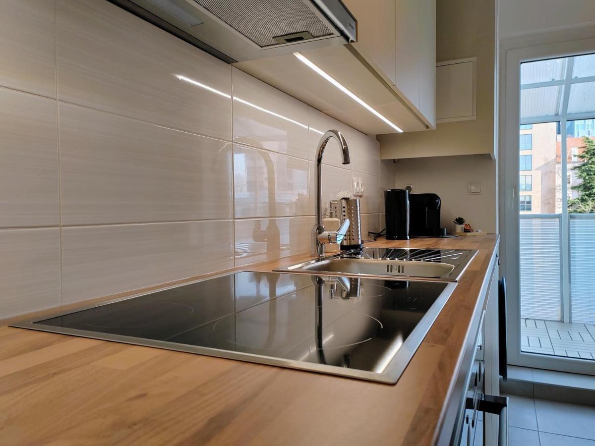 S15 Free Parking Apartment *